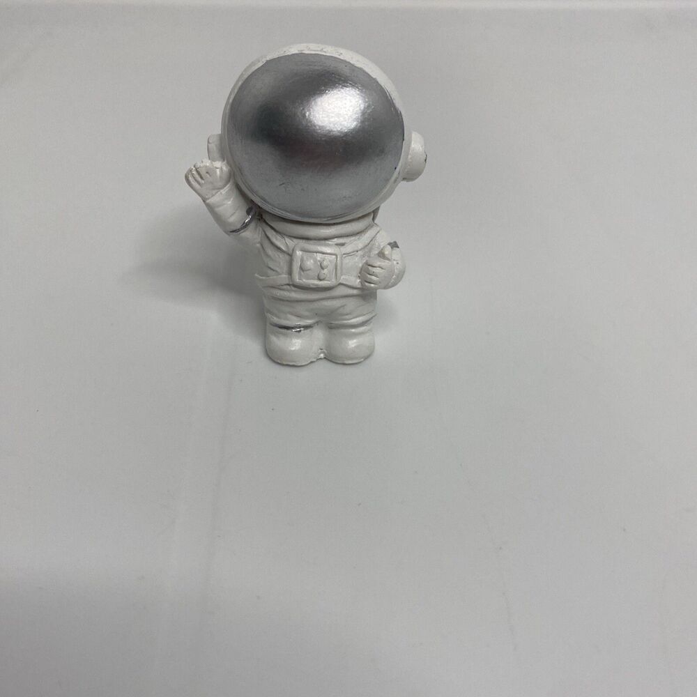 Spaceman Ornament Figure Decoration Current Astronaut Figure Statue